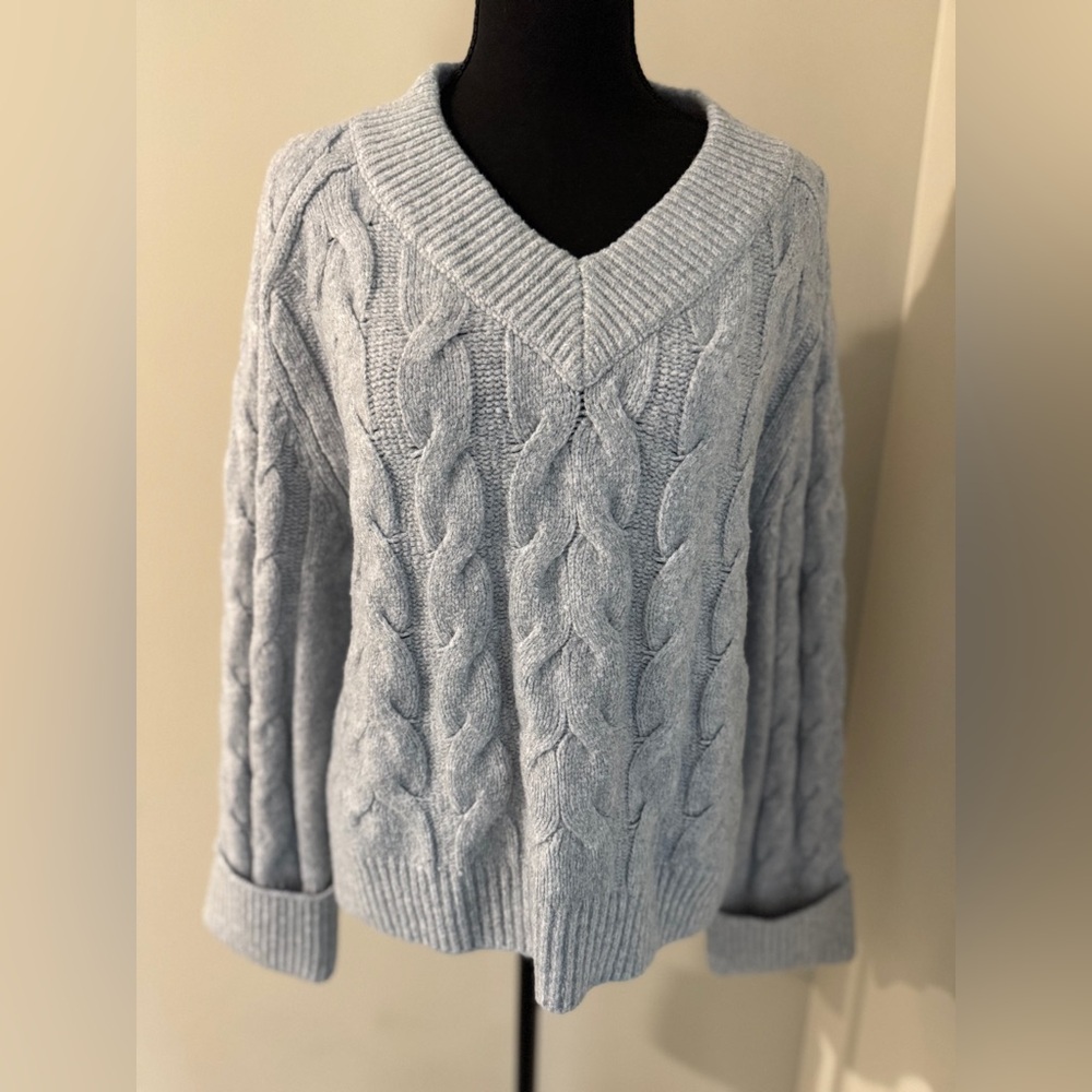 Abercrombie Fitch Cable Knit V Neck‎ Sweater Light Gray Women's M Y2K